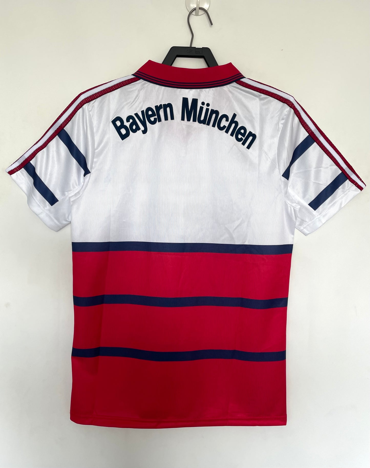 FC Bayern München 1998-2000 Away Kit