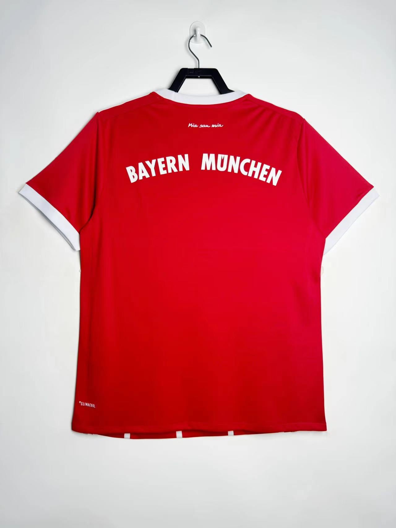 FC Bayern München 2017-18 Home Kit