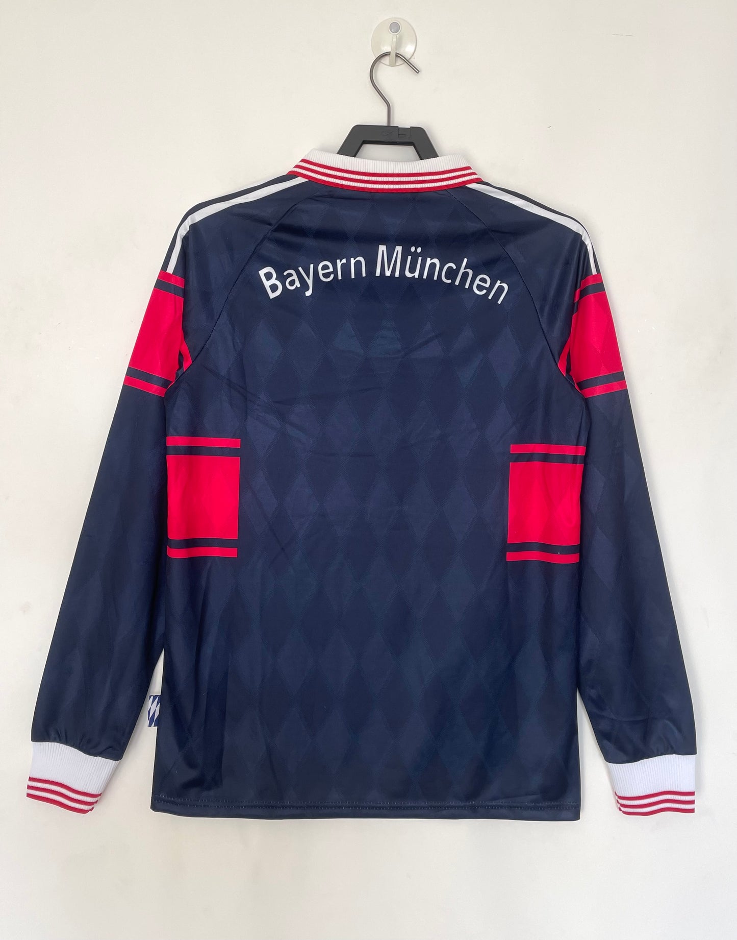 FC Bayern München 1997-98 Home Kit