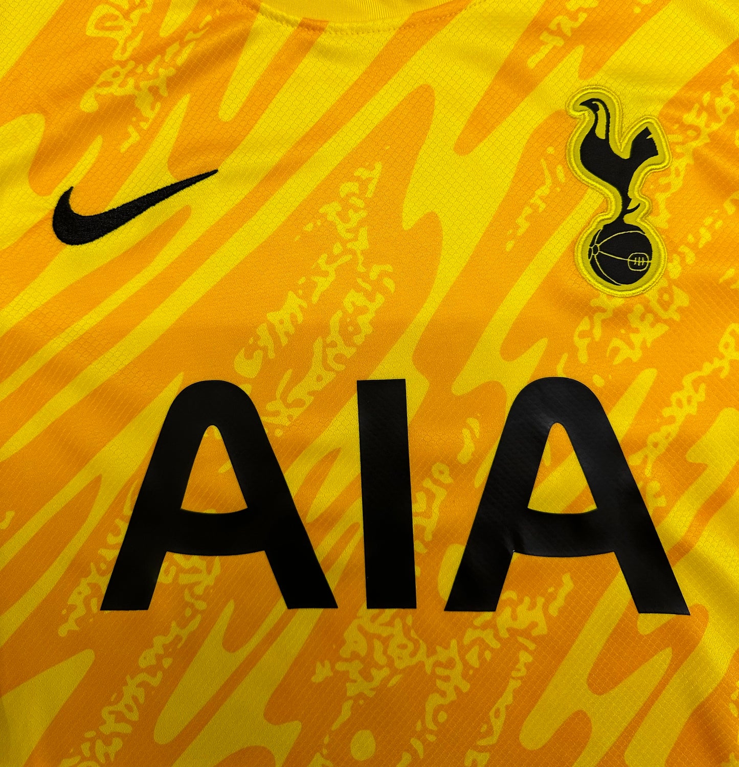 Tottenham Hotspur 2024-25 Goalkeeper Kit