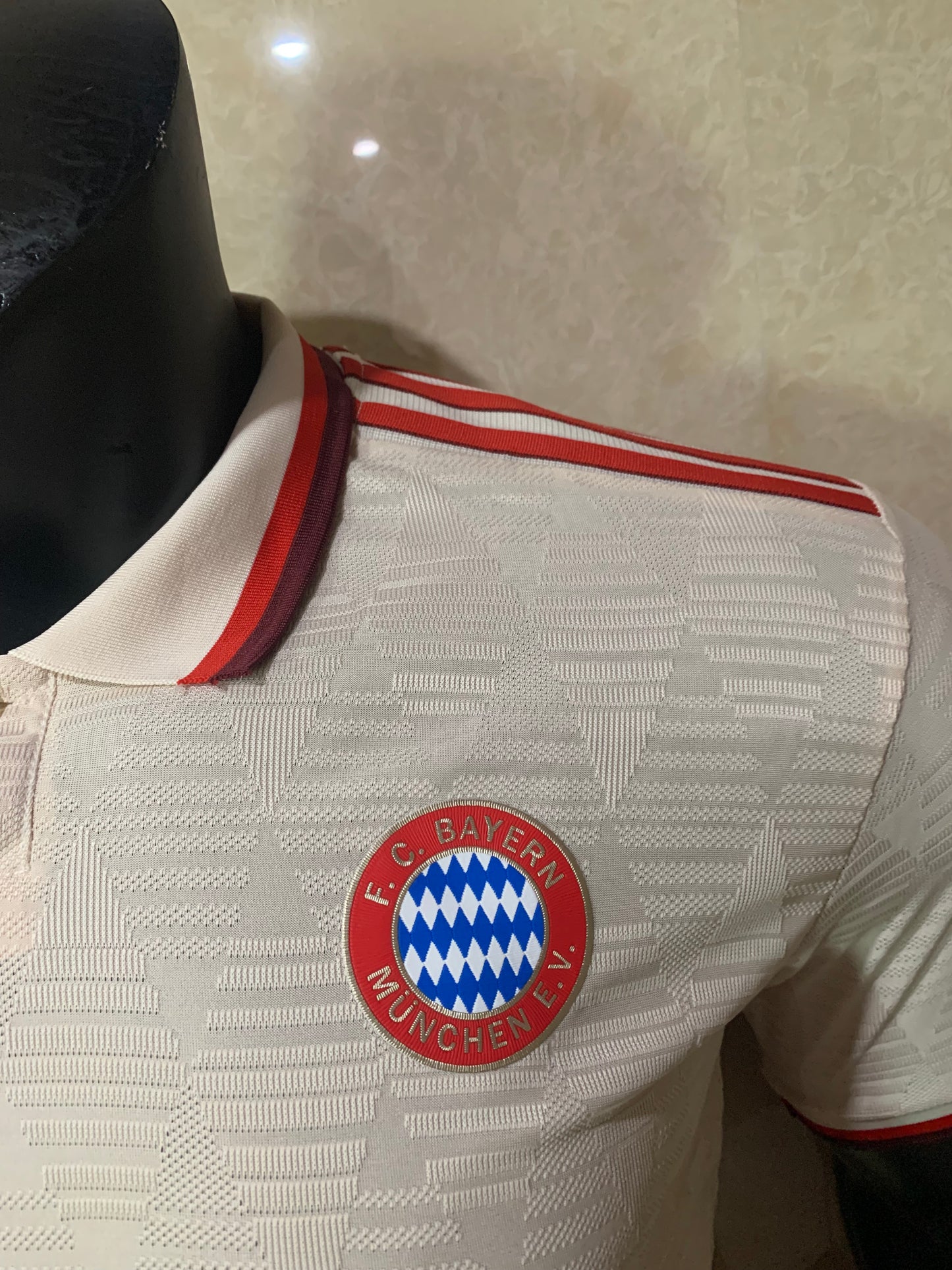 FC Bayern Munich 2024-25 Third Kit