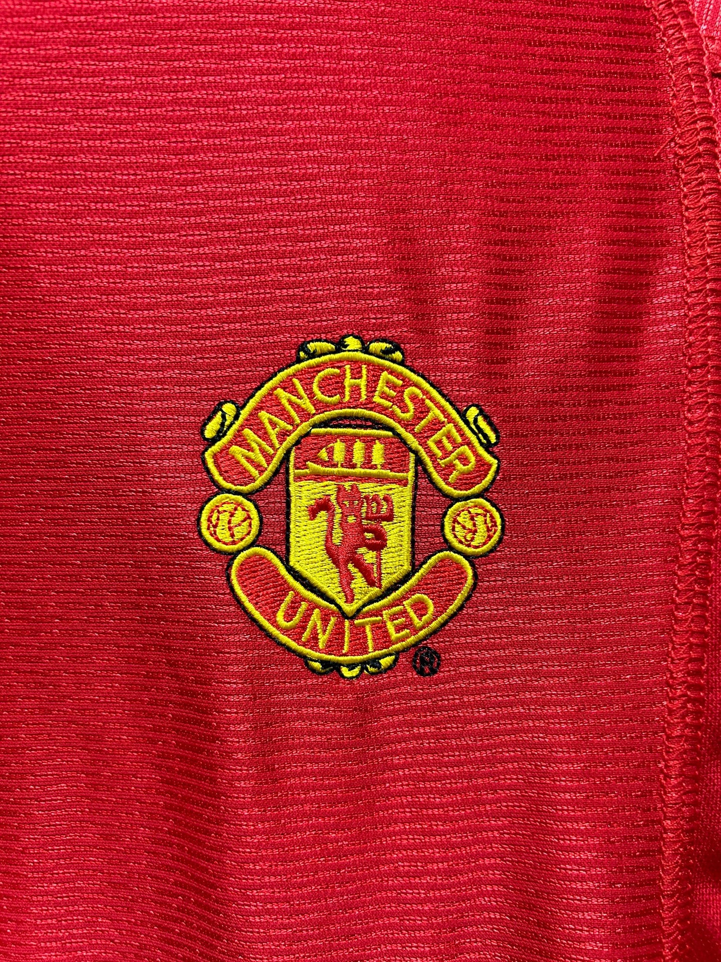 Manchester United 2000-01 Home Kit