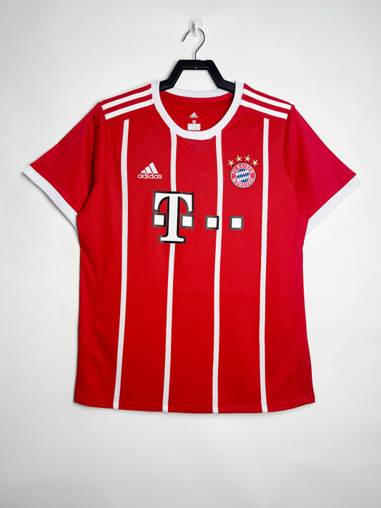 FC Bayern München 2017-18 Home Kit