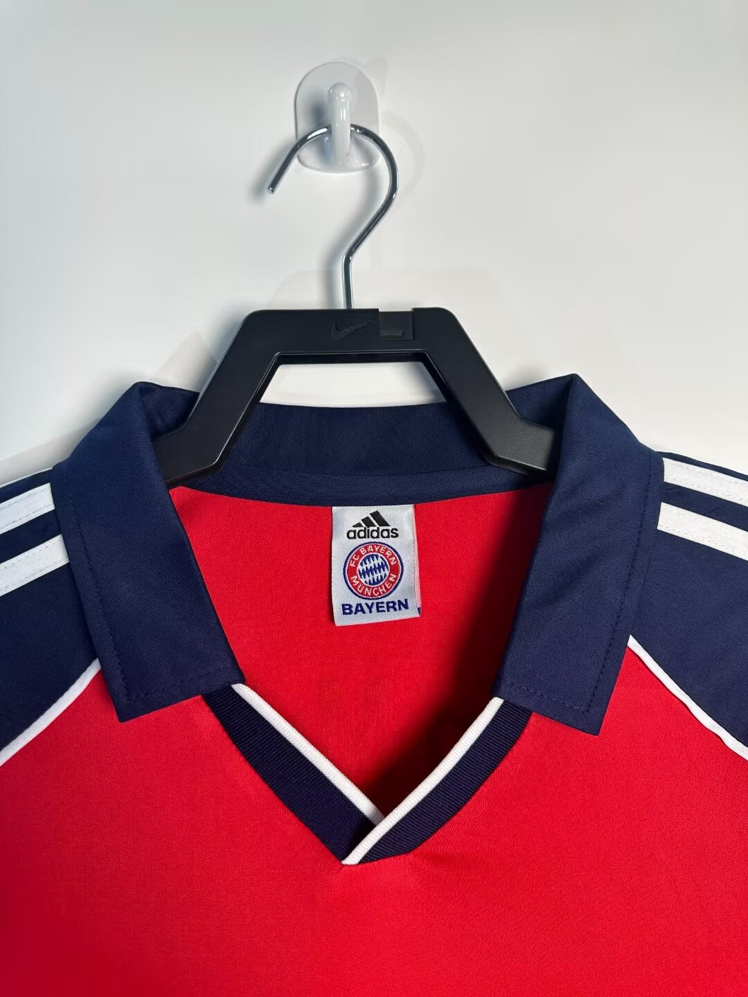 FC Bayern München 2000-01 Home Kit