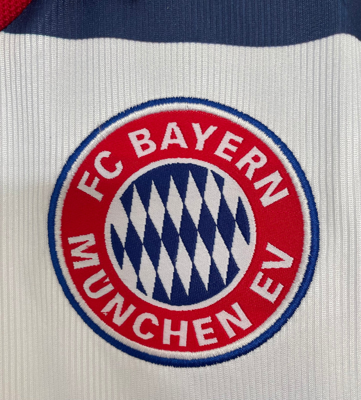 FC Bayern München 1998-2000 Away Kit