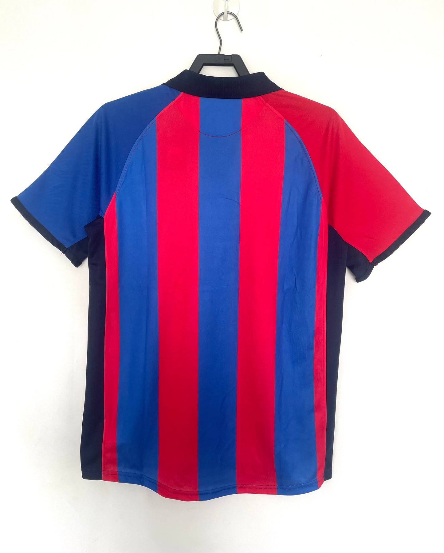 FC Barcelona 2001-02 Home Kit