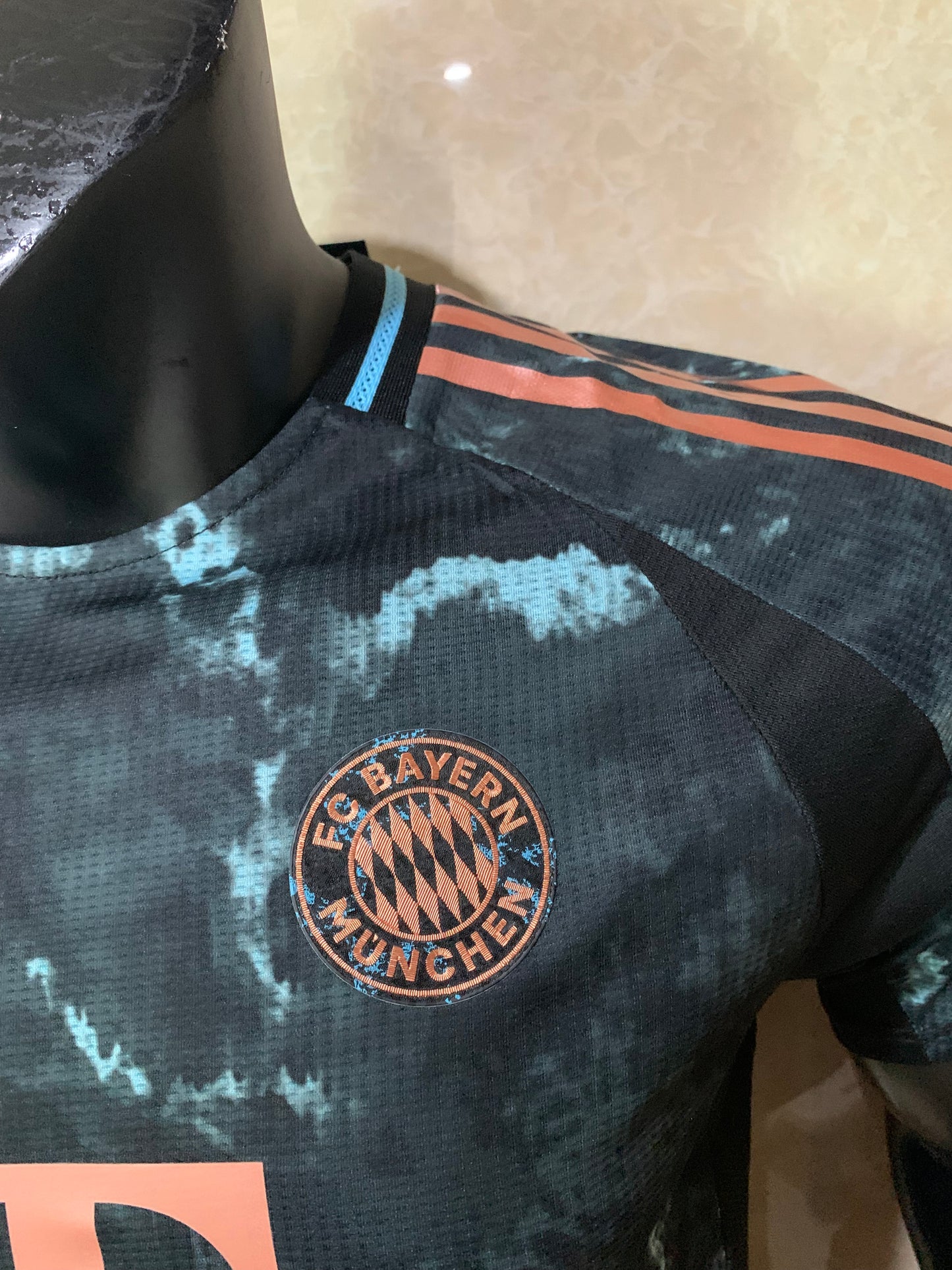 FC Bayern Munich 2024-25 Away Kit