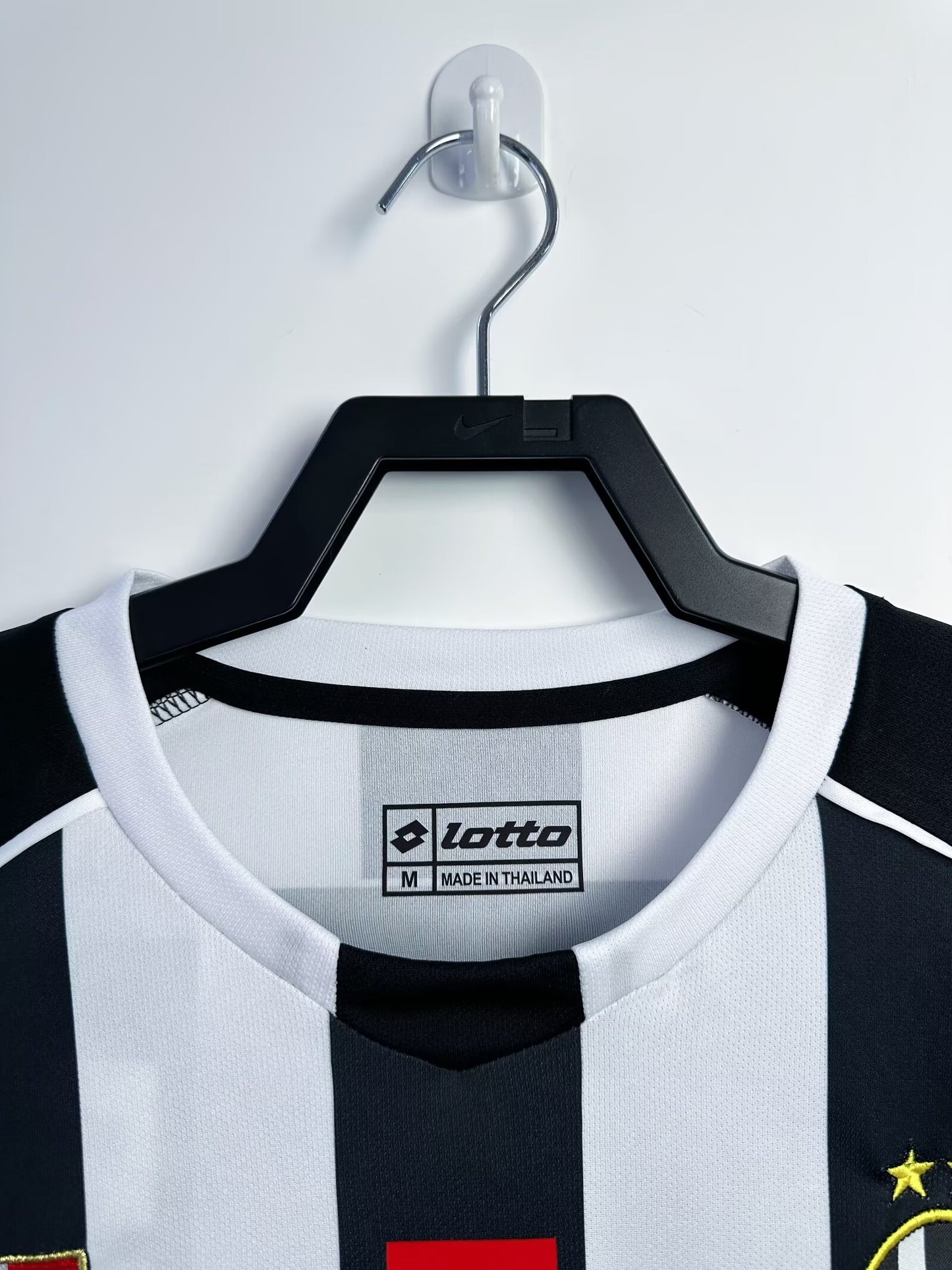 Juventus 2002-03 Home Kit