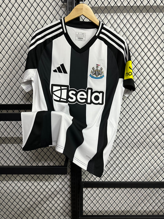 Newcastle United 2024-25 Home Kit