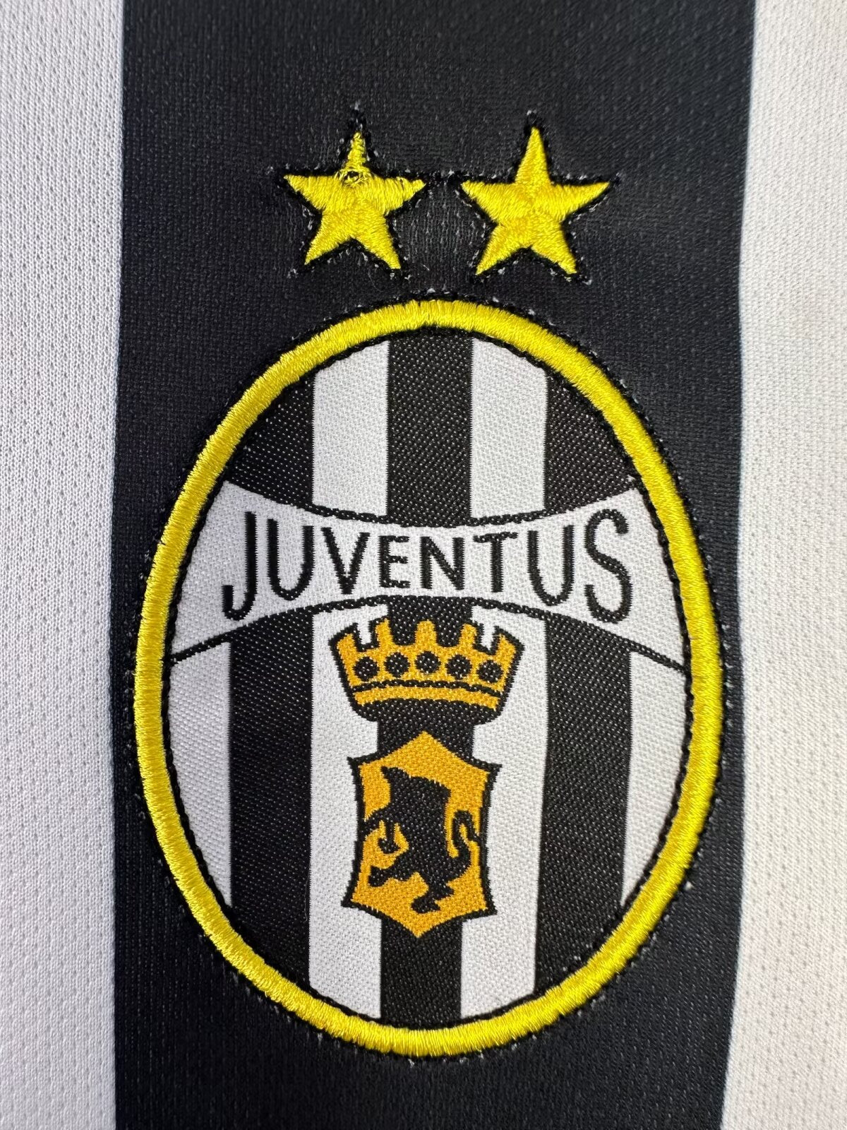 Juventus 2002-03 Home Kit