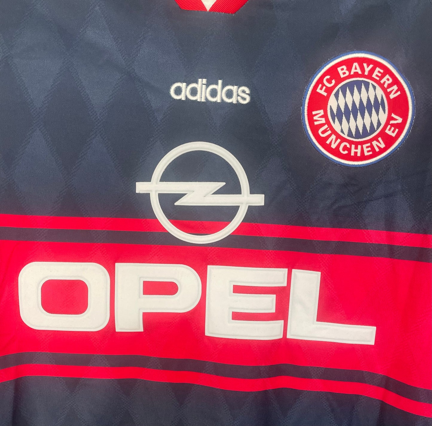 FC Bayern München 1997-98 Home Kit