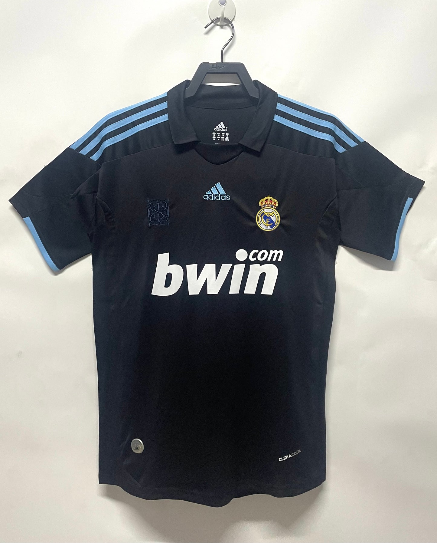 Real Madrid 2009-10 Away Kit