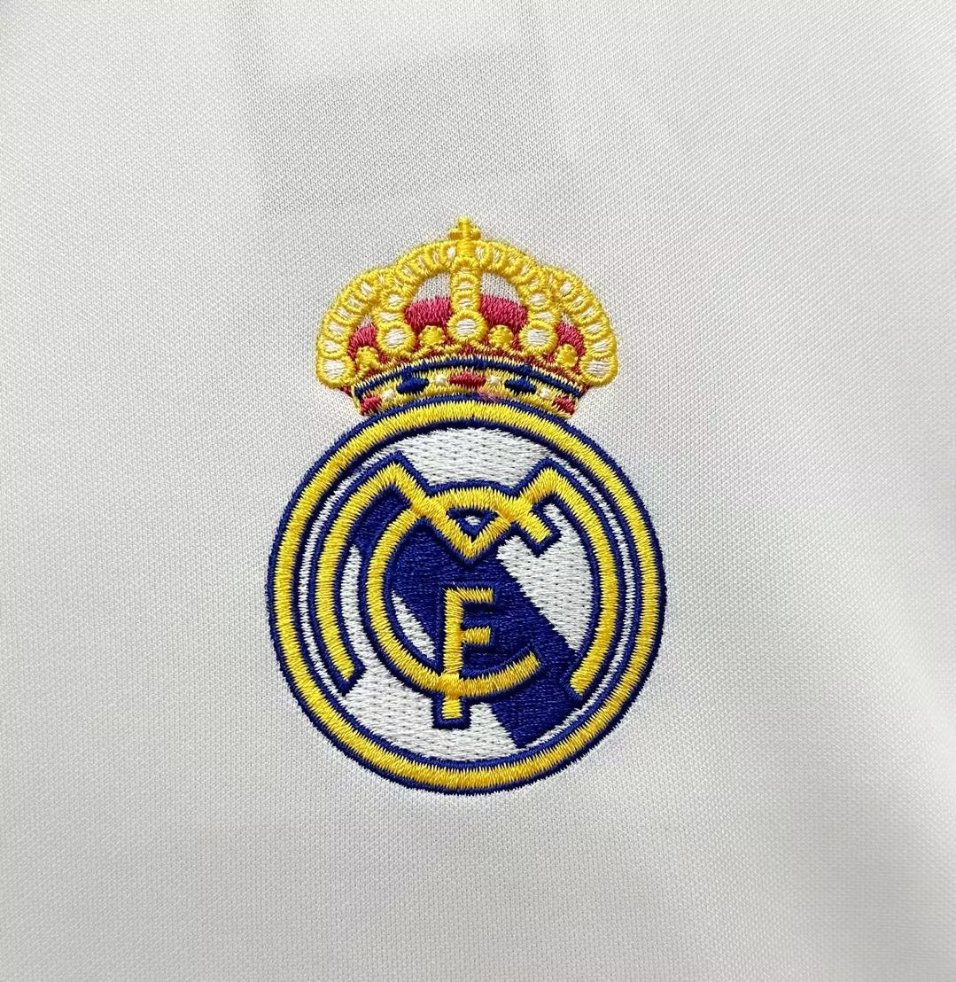 Real Madrid 2016-17 Home Kit